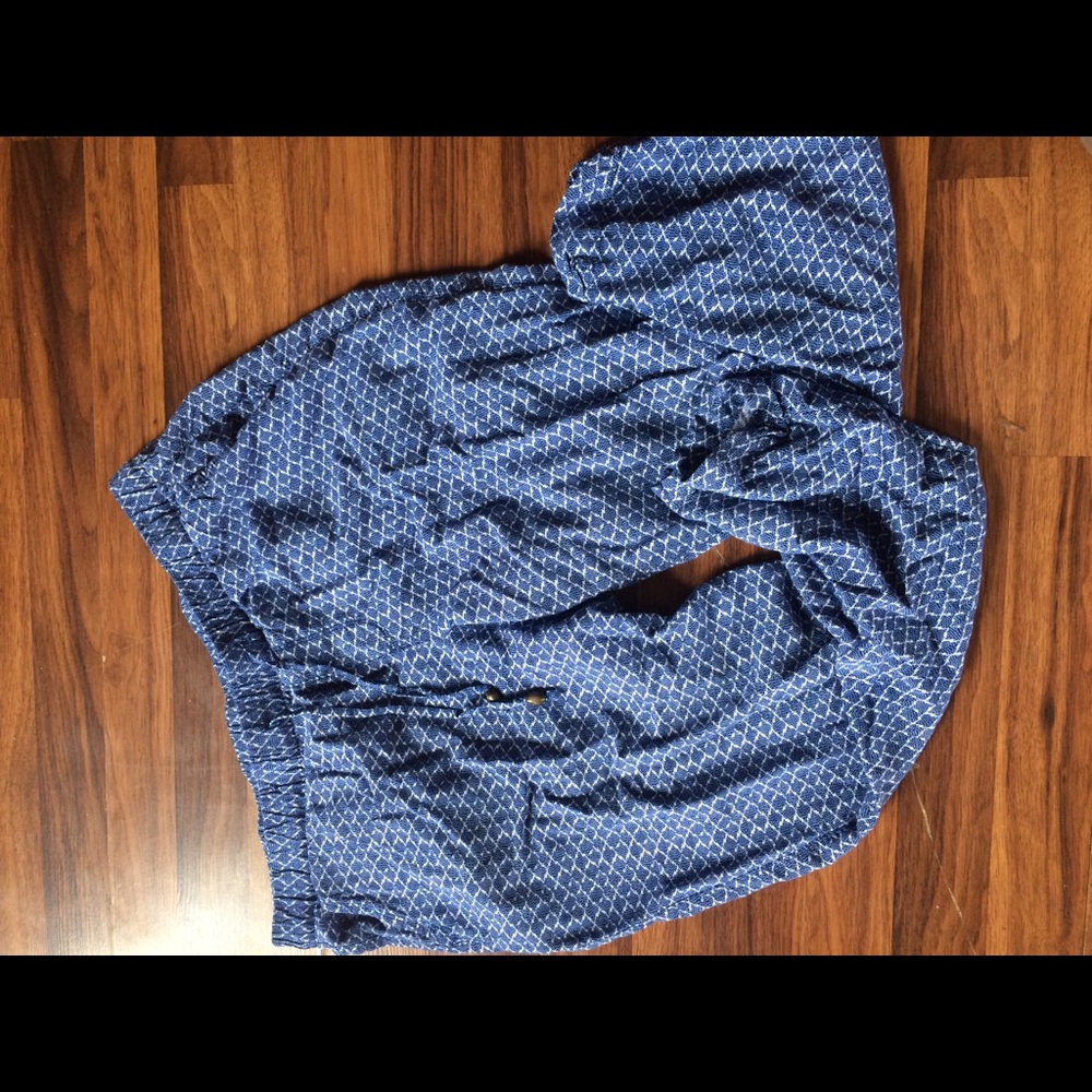 Cute blue & white pixie pants 🌈